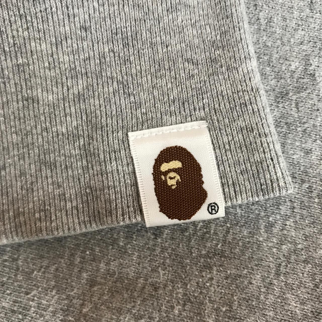 A BATHING APE(アベイシングエイプ)のエイプ　APE グレーのスウェット メンズのトップス(スウェット)の商品写真