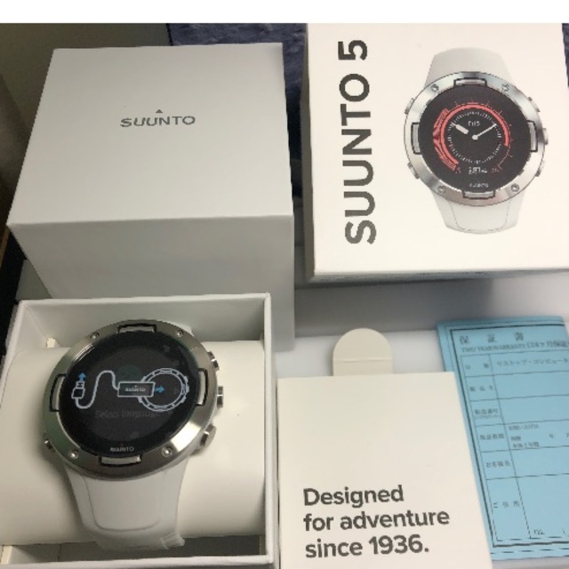 SUUNTO(スント)の【あかり様専用】スント 5 WHITE 定価47,300円（日本正規品） スポーツ/アウトドアのランニング(その他)の商品写真