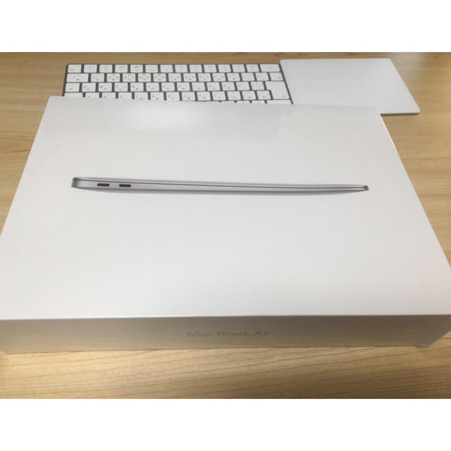 MAC - MacBook Air 2020年モデル　シルバー　ストレージ256GB