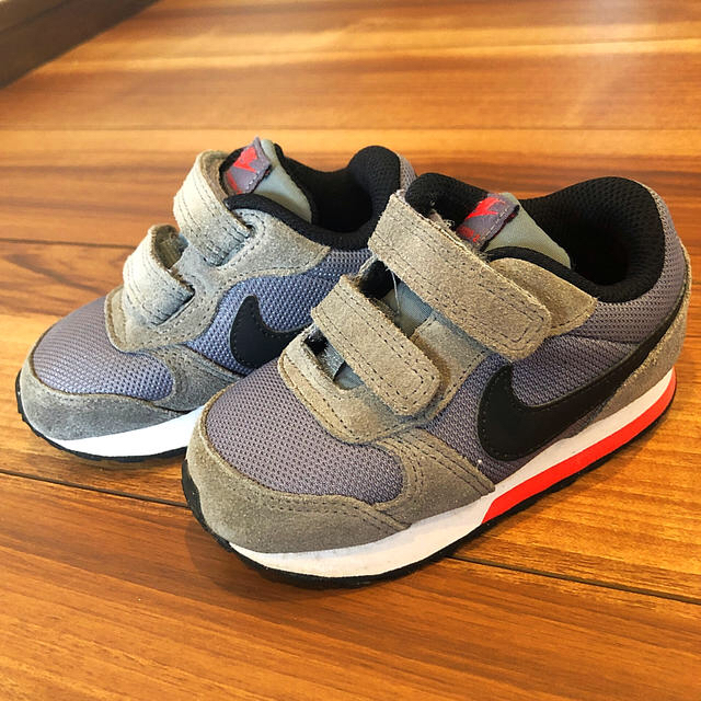 NIKE(ナイキ)のNIKE キッズ 靴 キッズ/ベビー/マタニティのベビー靴/シューズ(~14cm)(スニーカー)の商品写真