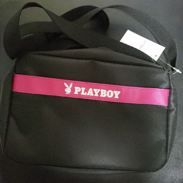 PLAYBOY(プレイボーイ)の新品PLAYBOYショルダーバッグ&カードケースセット レディースのバッグ(ショルダーバッグ)の商品写真