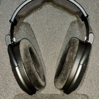 ゼンハイザー(SENNHEISER)のびぜん様専用出品　ゼンハイザー　HD660s(ヘッドフォン/イヤフォン)