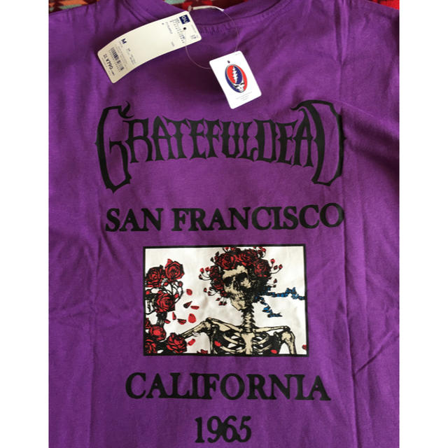 GU(ジーユー)のGU MENS Tシャツ  GRATEFUL DEAD コラボT お値下げ メンズのトップス(Tシャツ/カットソー(半袖/袖なし))の商品写真