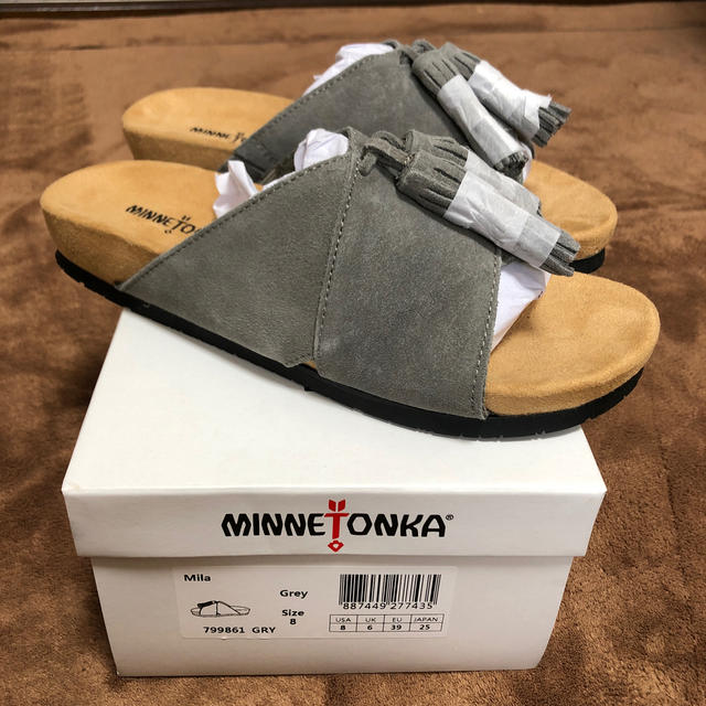 DEUXIEME CLASSE(ドゥーズィエムクラス)の新品未使用☆MINNETONKA★タッセルフラットサンダル☆ レディースの靴/シューズ(サンダル)の商品写真