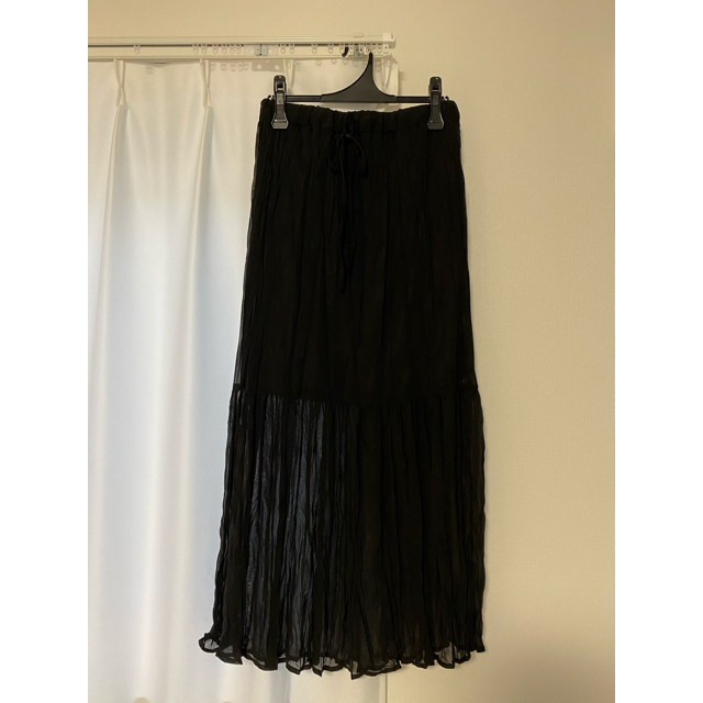 Kastane(カスタネ)のカスタネ　ワッシャーシフォン無地スカート　黒 レディースのスカート(ロングスカート)の商品写真