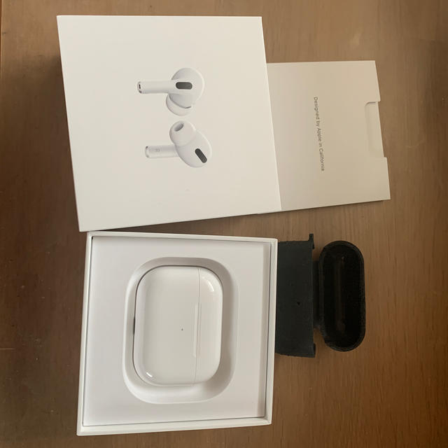 今だけ半額 AirPods pro ケース付き