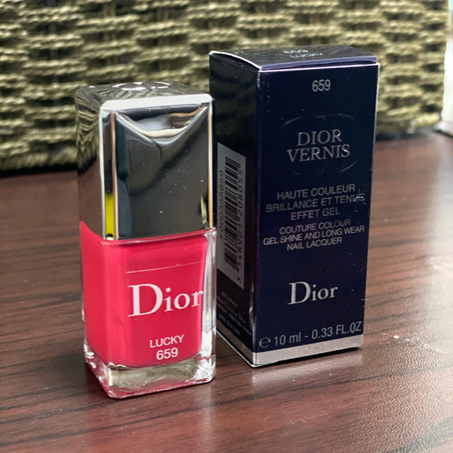 Dior(ディオール)のDior ネイル 659 コスメ/美容のネイル(マニキュア)の商品写真