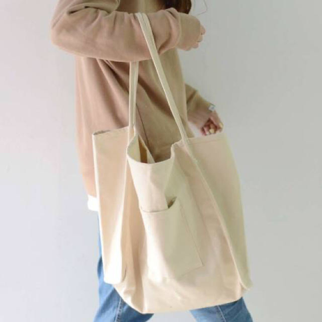 Vita Felice キャンバストートバック　リバーシブルトートバッグ レディースのバッグ(トートバッグ)の商品写真