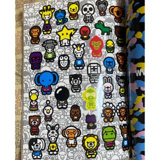 アベイシングエイプ(A BATHING APE)のA BATHING APE 2006 エイプ ムック本 ステッカー 廃盤 付録無(ファッション)