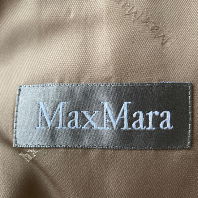 Max Mara(マックスマーラ)のGWセール❗️マックスマーラー　Max Mara トレンチコート　春物コート レディースのジャケット/アウター(トレンチコート)の商品写真