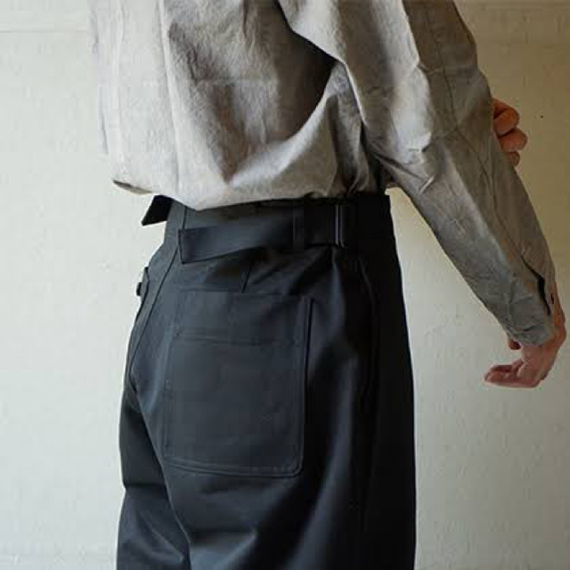 SUNSEA(サンシー)のTHE HINOKI メンズのパンツ(チノパン)の商品写真