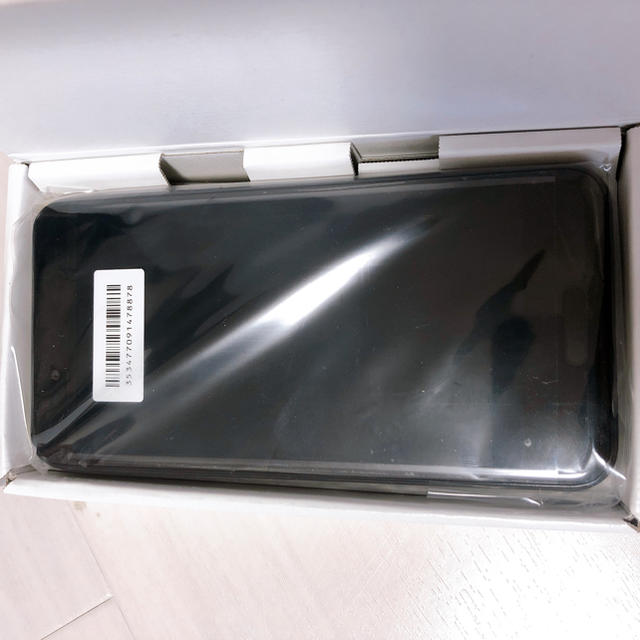 AQUOS(アクオス)のAQUOS sense SHV40 Velvet Black スマホ/家電/カメラのスマートフォン/携帯電話(スマートフォン本体)の商品写真