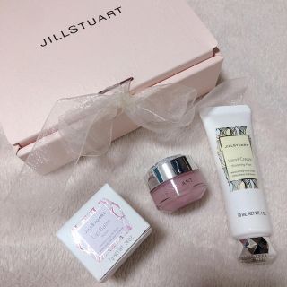 ジルスチュアート(JILLSTUART)の化粧品プレゼント(リップグロス)