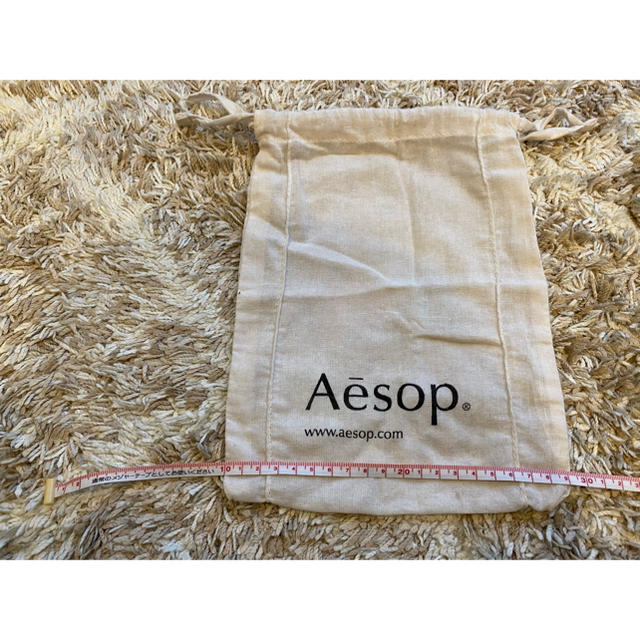 Aesop(イソップ)の【未使用】Aesop 巾着　イソップ　ショッパー レディースのファッション小物(ポーチ)の商品写真