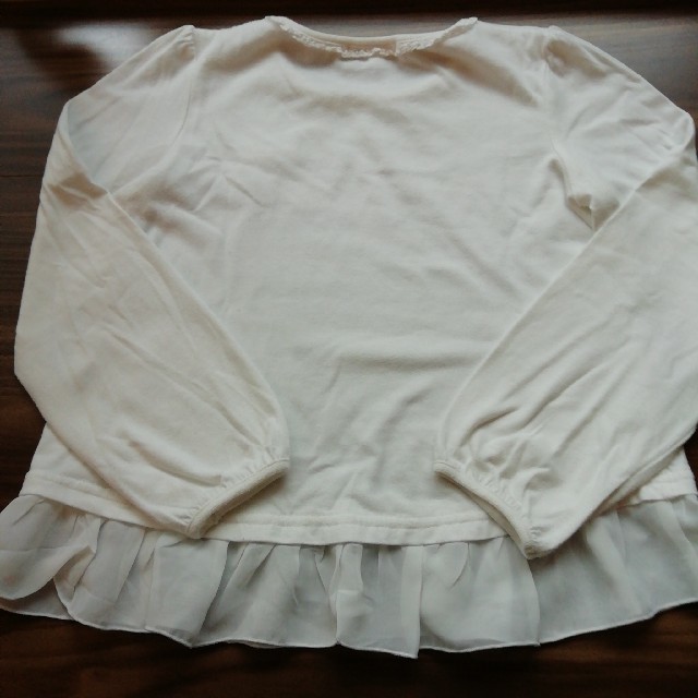 anyFAM(エニィファム)のロンT　長袖Tシャツ　130 キッズ/ベビー/マタニティのキッズ服女の子用(90cm~)(Tシャツ/カットソー)の商品写真