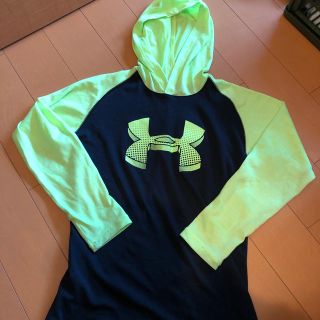 アンダーアーマー(UNDER ARMOUR)の専用！アンダーアーマー　kidsロンT 130(Tシャツ/カットソー)