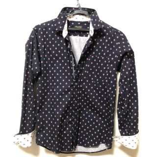 メンズビギ(MEN'S BIGI)のメンズビギシャツ　薄手綿100%(シャツ)