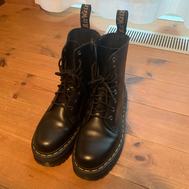 Dr.Martens 厚底ブーツ