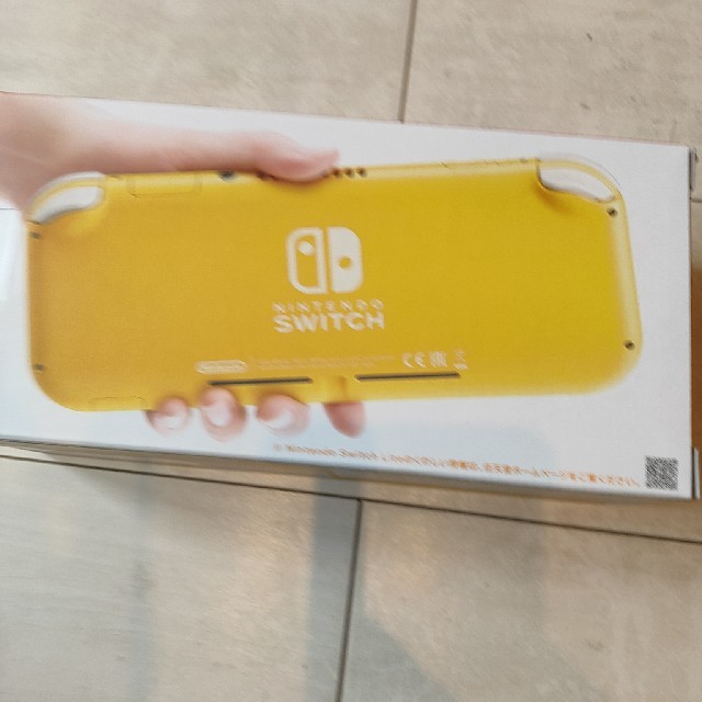 Nintendo Switch Lite イエロー