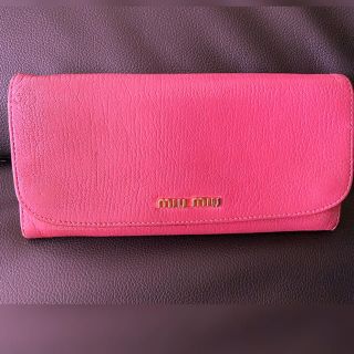 ミュウミュウ(miumiu)のミュウミュウ 長財布 miumiu (長財布)