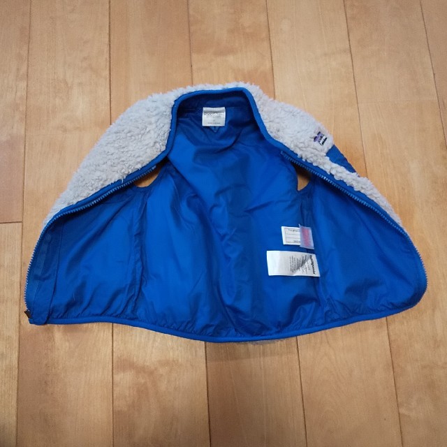 patagonia 子ども服 ベスト 2歳用