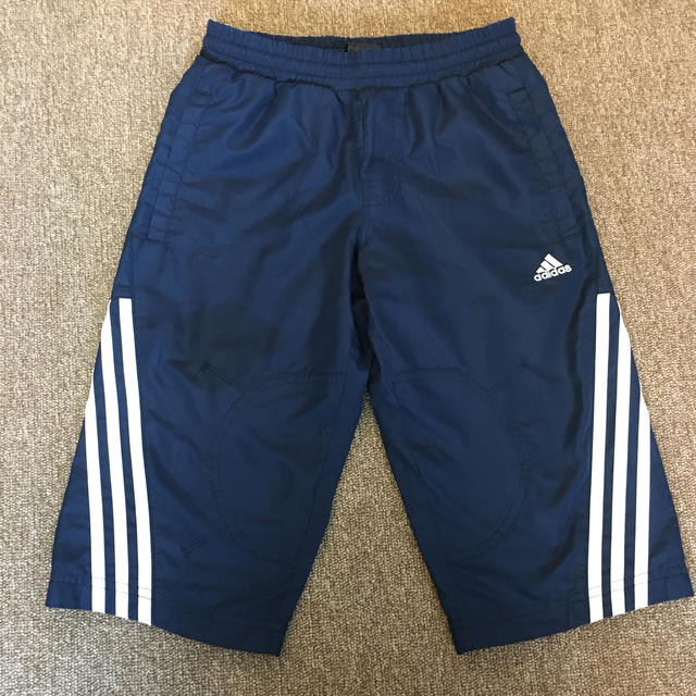 adidas(アディダス)の値下げ！adidas アディダス パンツ　11-12 150 キッズ/ベビー/マタニティのキッズ服男の子用(90cm~)(パンツ/スパッツ)の商品写真