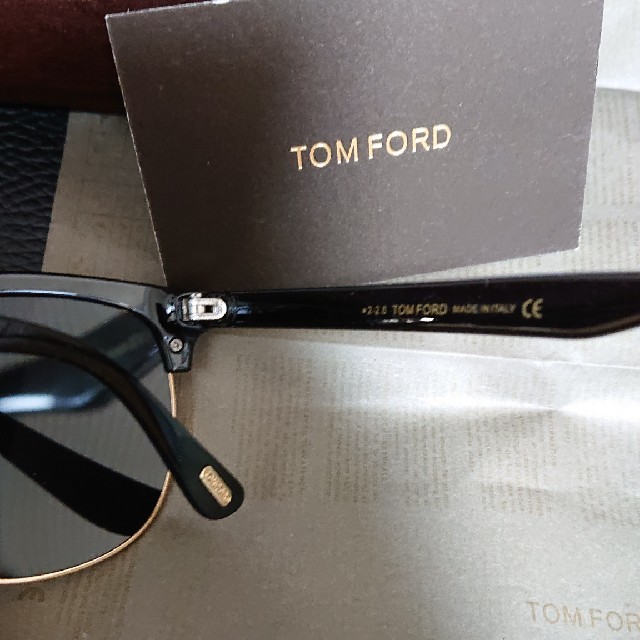 TOM FORD(トムフォード)のTOM FORD サングラス メンズのファッション小物(サングラス/メガネ)の商品写真