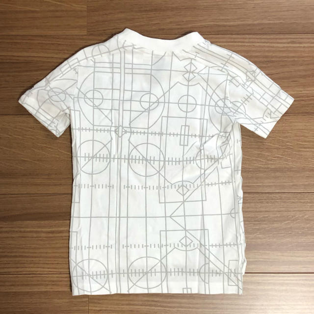 adidas(アディダス)のアディダス　Tシャツ　キッズ キッズ/ベビー/マタニティのキッズ服男の子用(90cm~)(Tシャツ/カットソー)の商品写真