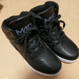 マッドフット(MAD FOOT)のMAD FOOT スニーカー 24センチ ブラック(スニーカー)