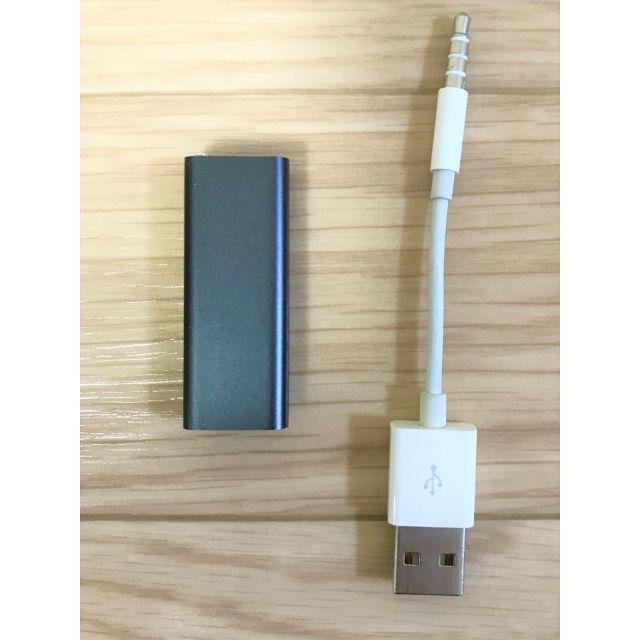 Apple(アップル)のiPod Shuffle 4GB Black（第3世代） スマホ/家電/カメラのオーディオ機器(ポータブルプレーヤー)の商品写真