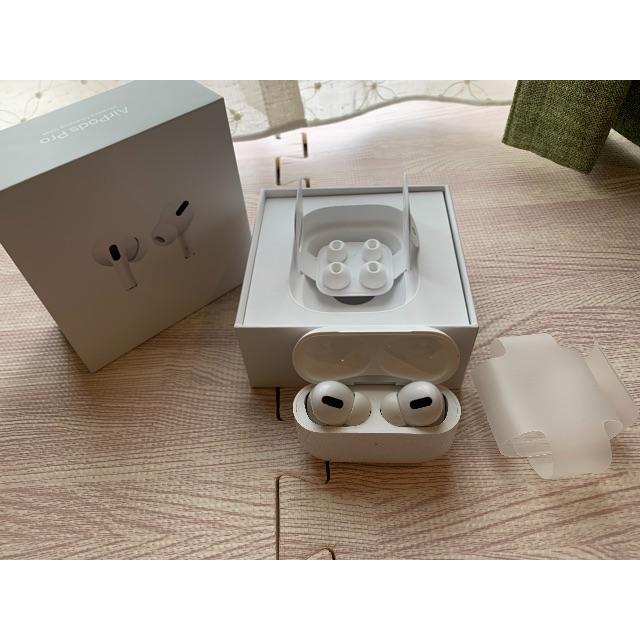 AirPods pro apple care付き - ヘッドフォン/イヤフォン