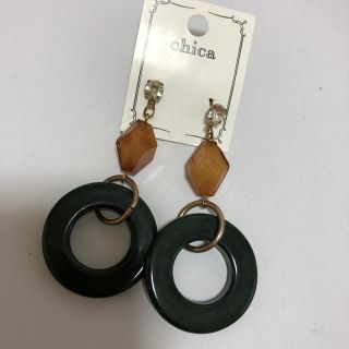 スリーコインズ(3COINS)の美品　大ぶりピアス❤︎❤︎(ピアス)