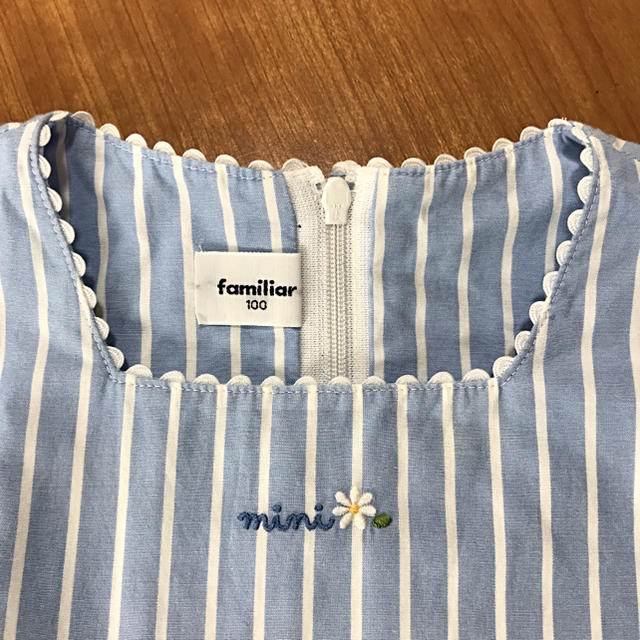 familiar(ファミリア)のfamiliar    ワンピース　100    美品 キッズ/ベビー/マタニティのキッズ服女の子用(90cm~)(ワンピース)の商品写真