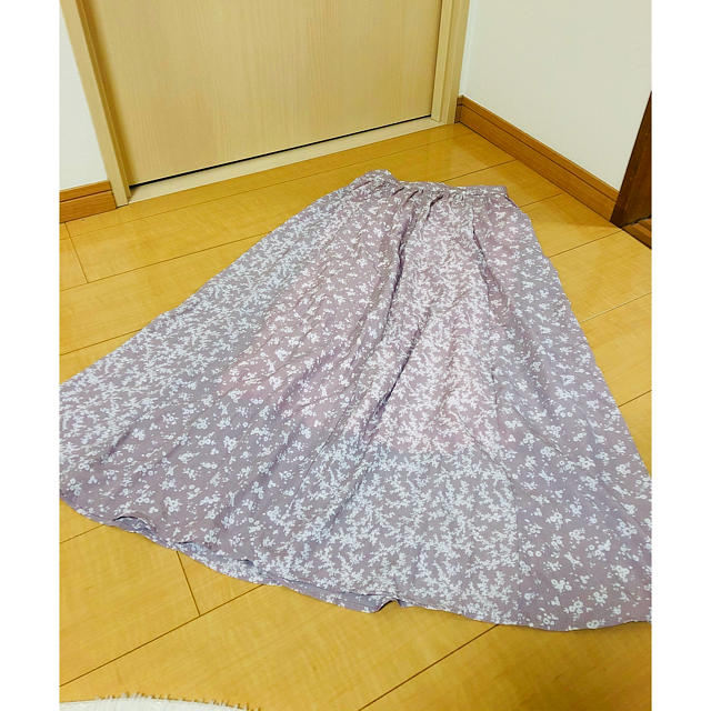 INGNI(イング)のINGNI 小花柄ロングスカート♡ レディースのスカート(ロングスカート)の商品写真