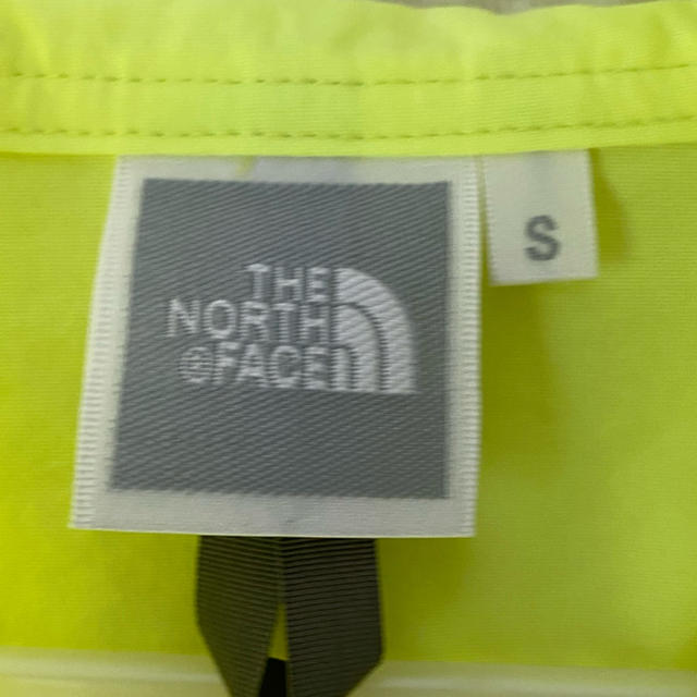 THE NORTH FACE(ザノースフェイス)のノースフェイス　ウィンドブレーカー　ナイロンジャケット レディースのジャケット/アウター(ナイロンジャケット)の商品写真