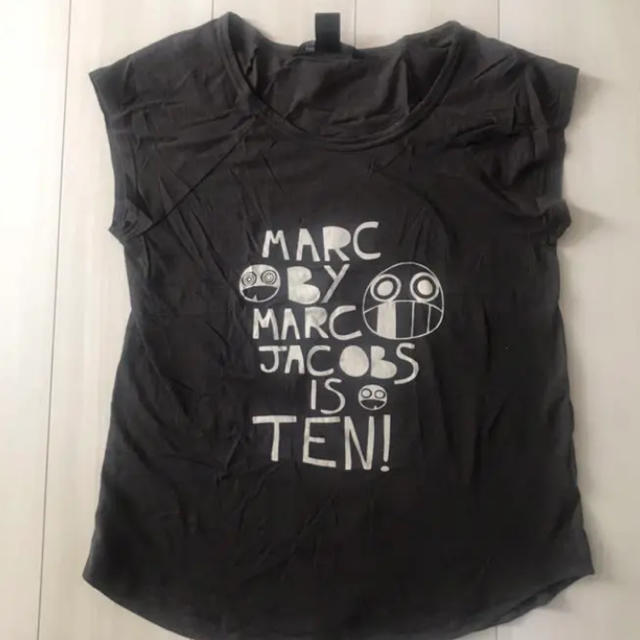 MARC BY MARC JACOBS(マークバイマークジェイコブス)のマークジェイコブス レディースのトップス(Tシャツ(半袖/袖なし))の商品写真