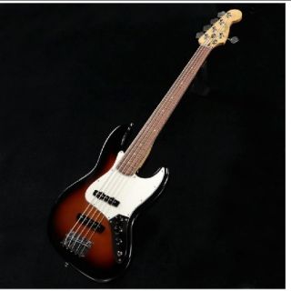 フェンダー(Fender)のFender　ジャズベース(エレキベース)