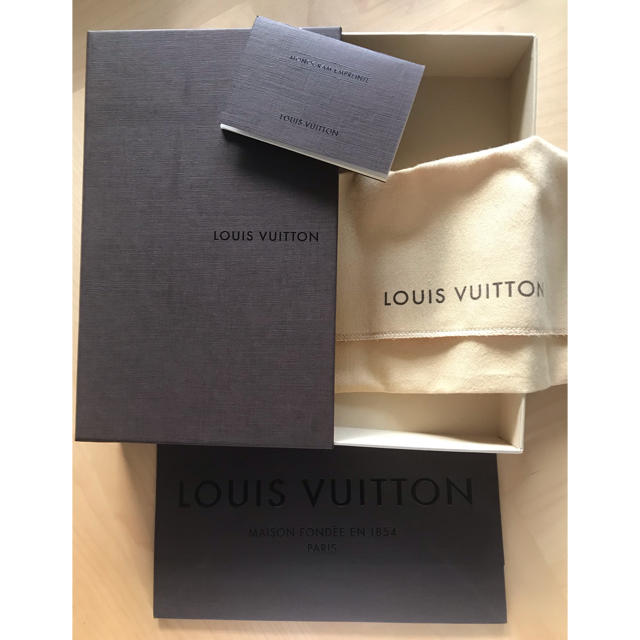 LOUIS VUITTON(ルイヴィトン)のLOUIS VUITTONギフトBOXセット レディースのバッグ(ショップ袋)の商品写真