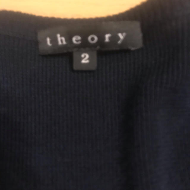 theory(セオリー)の美品　セオリー　カーディガン　2 ネイビー レディースのトップス(カーディガン)の商品写真