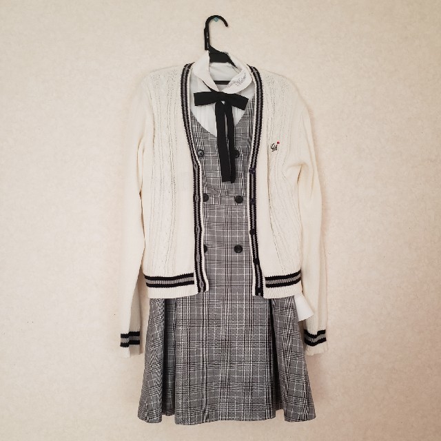 CECIL McBEE(セシルマクビー)の特別価格❗CECIL McBEE　165cmチェック　チェックワンピース キッズ/ベビー/マタニティのキッズ服女の子用(90cm~)(ワンピース)の商品写真