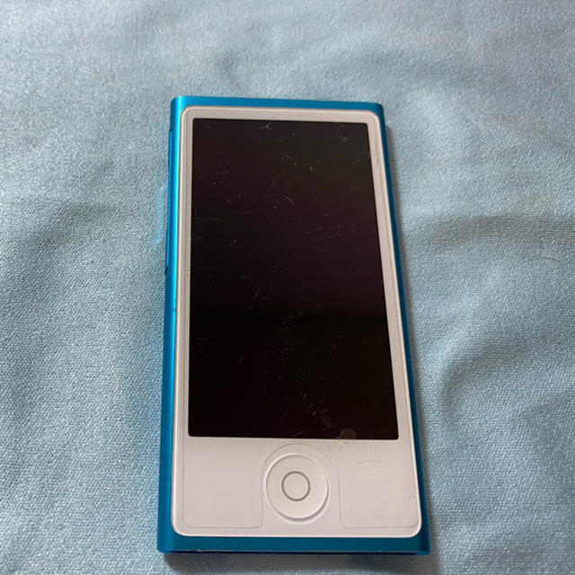 Apple(アップル)のipod nano 第7世代　ブルー 本体　16GB スマホ/家電/カメラのオーディオ機器(ポータブルプレーヤー)の商品写真
