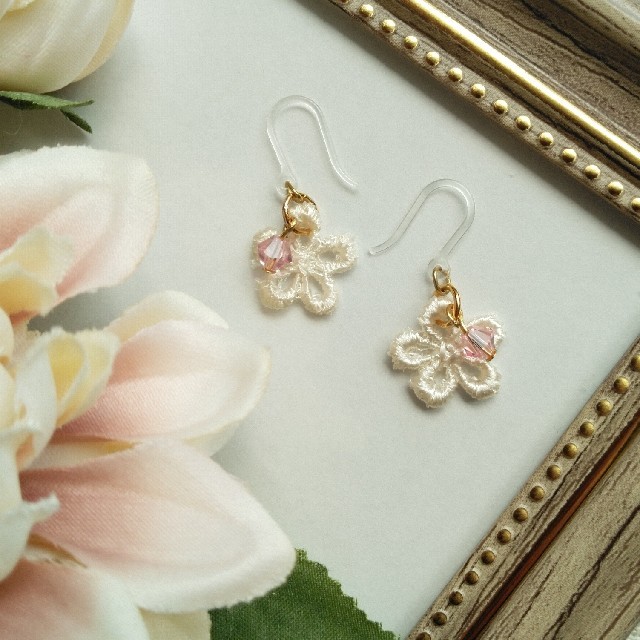フラワーレース 安心の樹脂ピアス ピンク かわいい シンプルの通販 By Kotorit ラクマ フラワーレース 安心の樹脂ピアス ピンク かわいい シンプルの通販 By Kotorit ラクマ