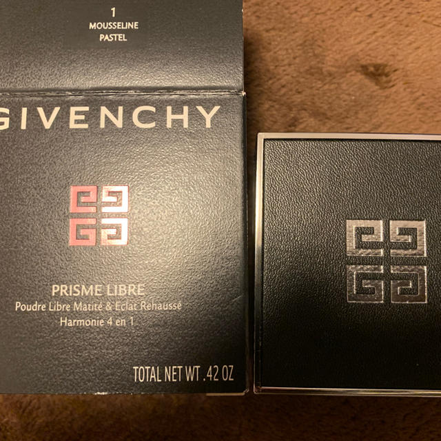 GIVENCHY(ジバンシィ)のGIVENCHY(ジバンシィ)　フェイスパウダー コスメ/美容のベースメイク/化粧品(フェイスパウダー)の商品写真