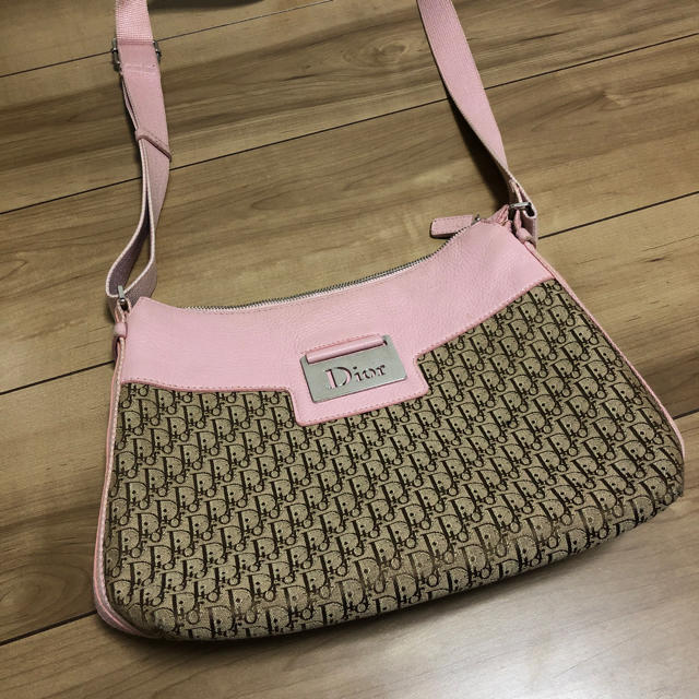 Dior(ディオール)のDiorのショルダーバッグ中古（百貨店購入正規品） レディースのバッグ(ショルダーバッグ)の商品写真