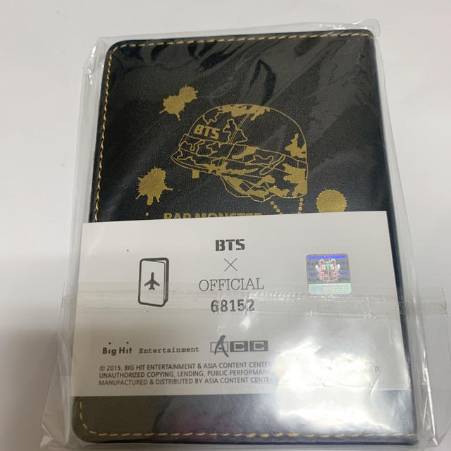 防弾少年団(BTS)(ボウダンショウネンダン)のbts FC継続特典　パスポートケース  エンタメ/ホビーのCD(K-POP/アジア)の商品写真