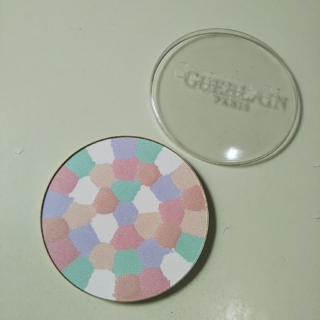 GUERLAIN(ゲラン)のGUERLAIN メテオリット ヴォワイヤージュ コスメ/美容のベースメイク/化粧品(フェイスパウダー)の商品写真