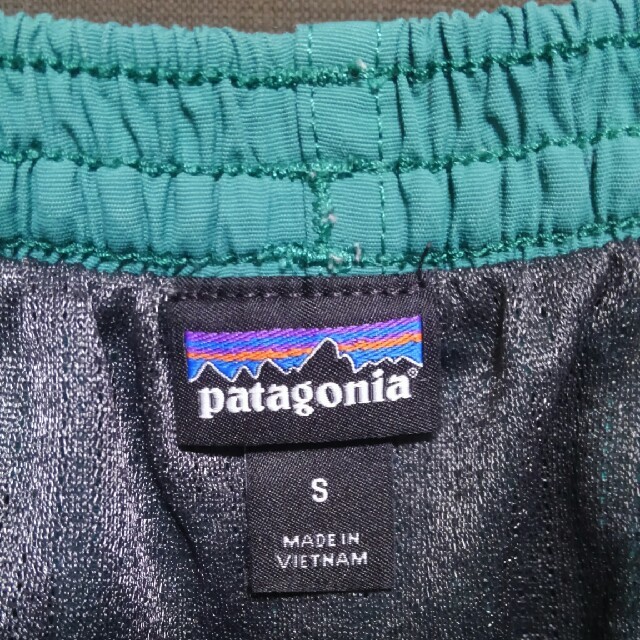 patagonia(パタゴニア)のレアカラー！　パタゴニア　バギーズショーツ　5インチ メンズのパンツ(ショートパンツ)の商品写真