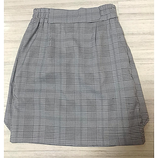 allamanda(アラマンダ)のallamanda スカート レディースのスカート(ひざ丈スカート)の商品写真