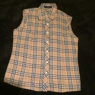 バーバリー(BURBERRY)のBurberry ノースリーブシャツ (シャツ/ブラウス(半袖/袖なし))