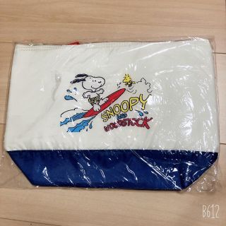 スヌーピー(SNOOPY)の【新品未使用】保冷バッグ　SNOOPY スヌーピー　ランチバッグ　ノベルティ　(弁当用品)